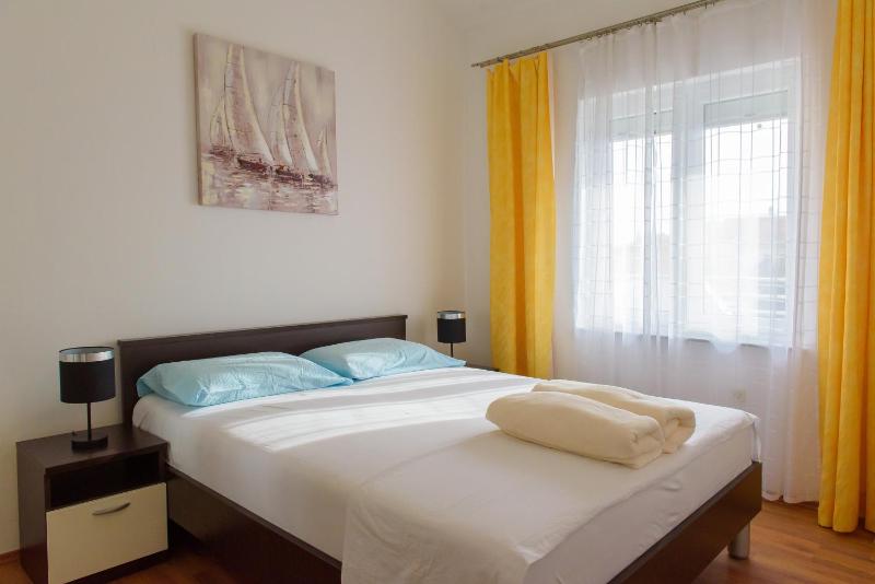Antonela Apartment - image 13