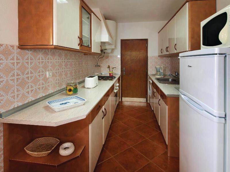 Three-Bedroom Apartment image 3