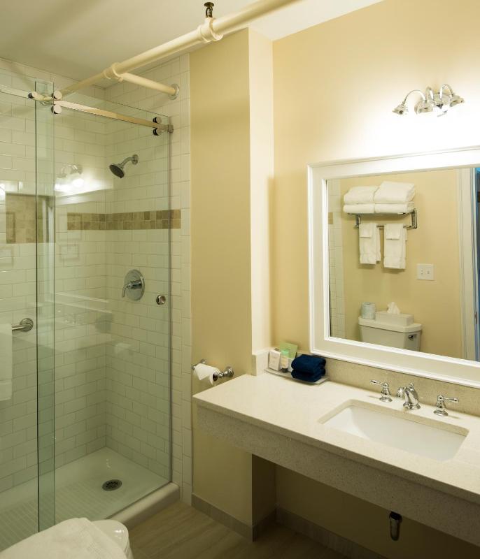 Double Room with Sea View image 3