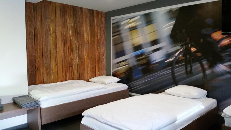 Triple Room image 3