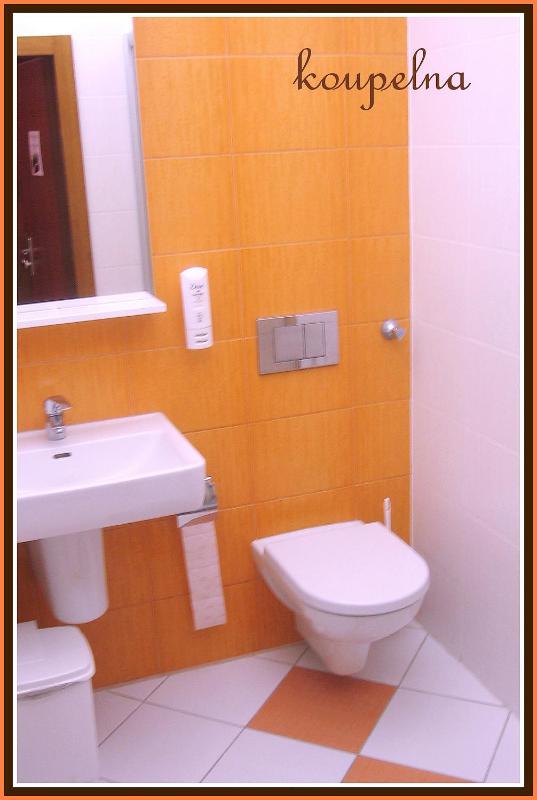 Quadruple Room image 3