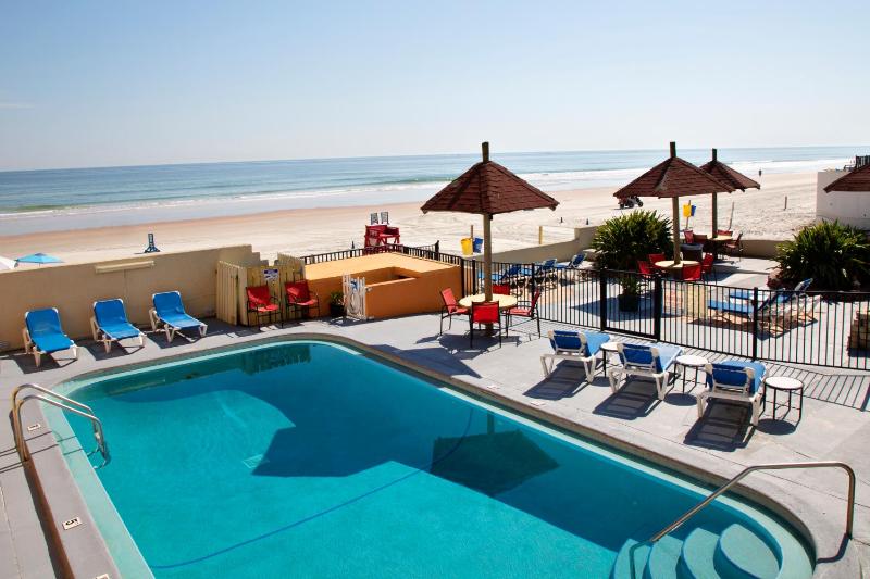 Daytona Dream Inn By AmeriVu - image 27