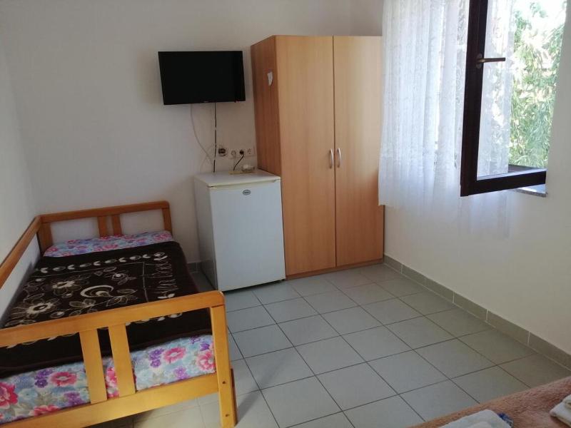Triple Room with Terrace and Sea View image 3