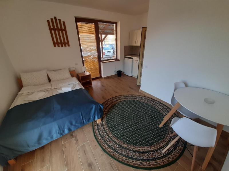 Deluxe Twin Room image 4