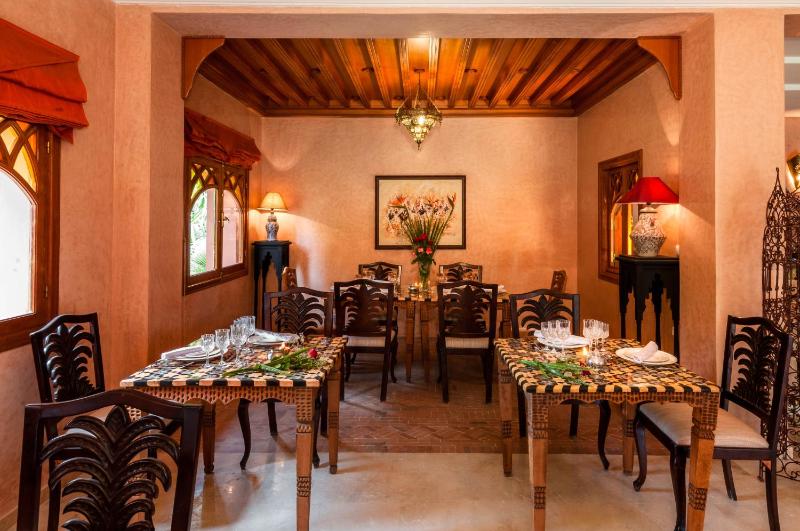 Charming villa in the heart of Marrakech palm grove - image 11