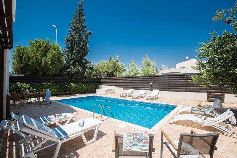 Villa image 3