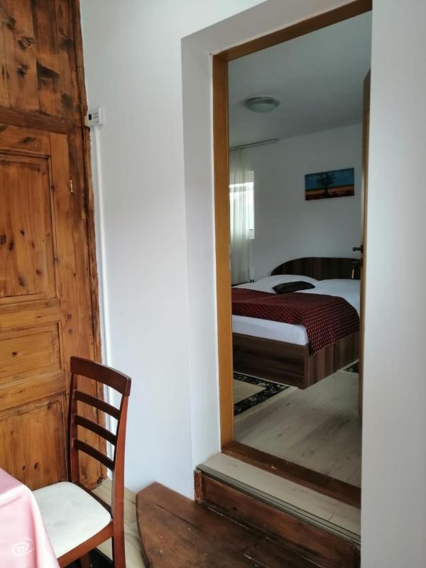 Apartment image 2