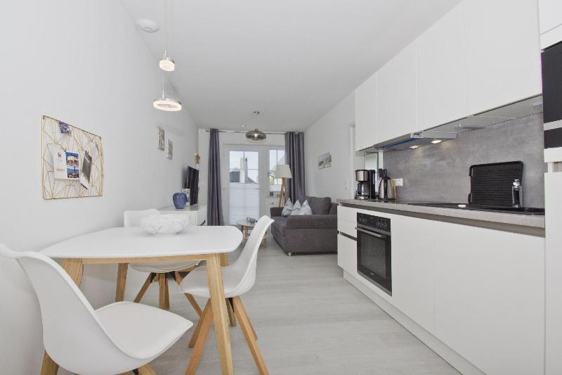 Haus Inselwind Ferienwohnung 03 MEERbodden mit gratis Nutzung vom AHOI Erlebnisbad und Sauna in Sellin - image 11