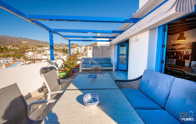 The Blue House - image 25