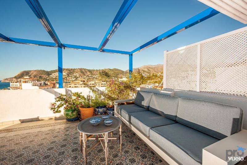 The Blue House - image 7