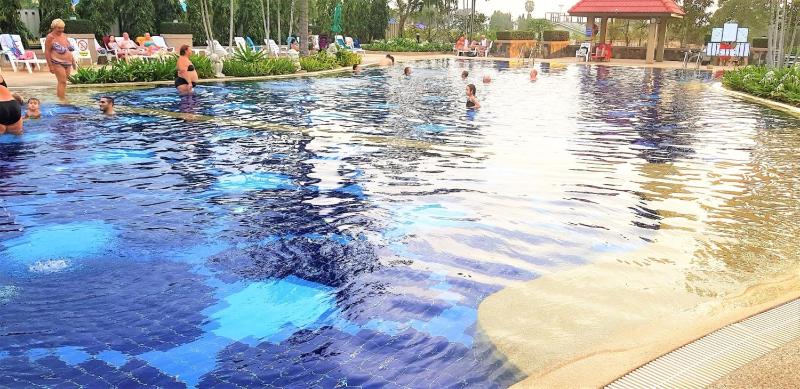 Luxury apartment Jomtien beach condominium S1 Pattaya 3rd floor - image 8