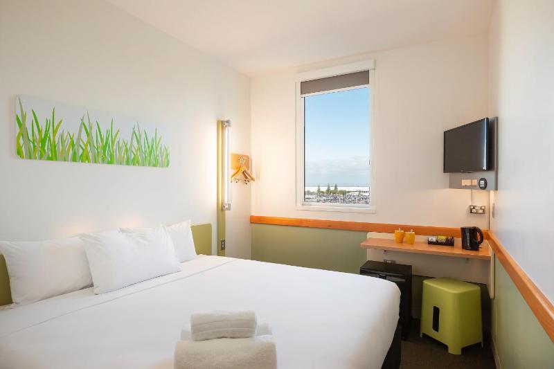 Standard Double Room image 1