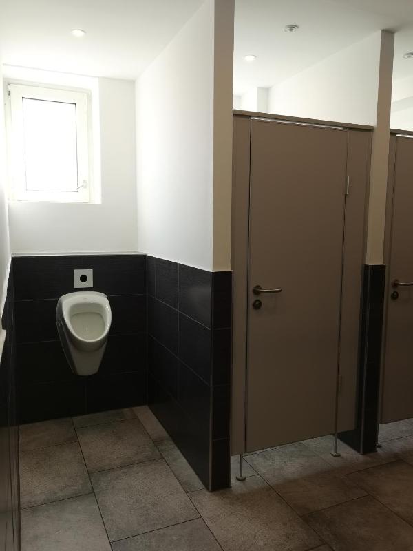 Bed in 8-Bed Dormitory Room image 3