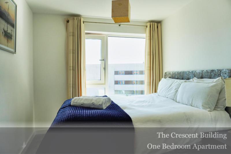 Gunwharf Quays Apartments - image 4