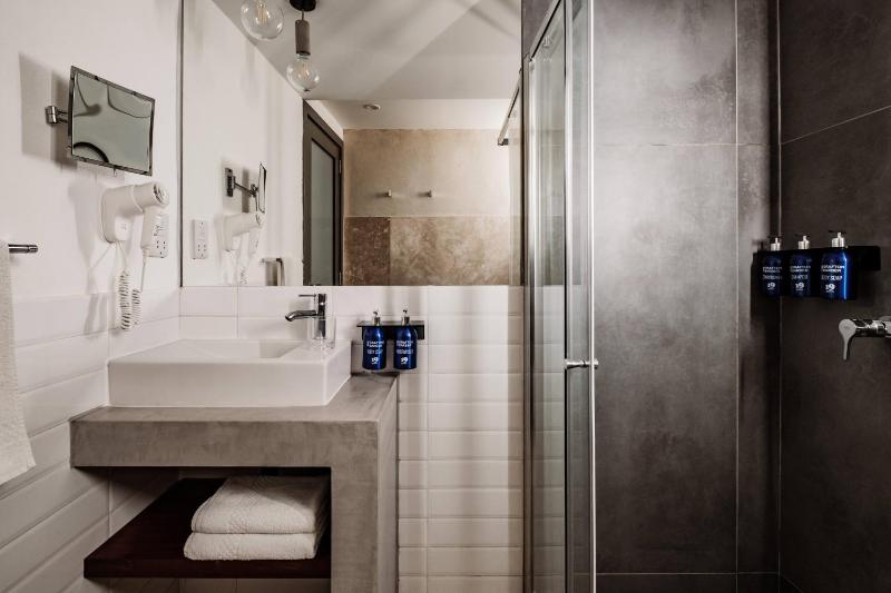 Superior Double Room image 2