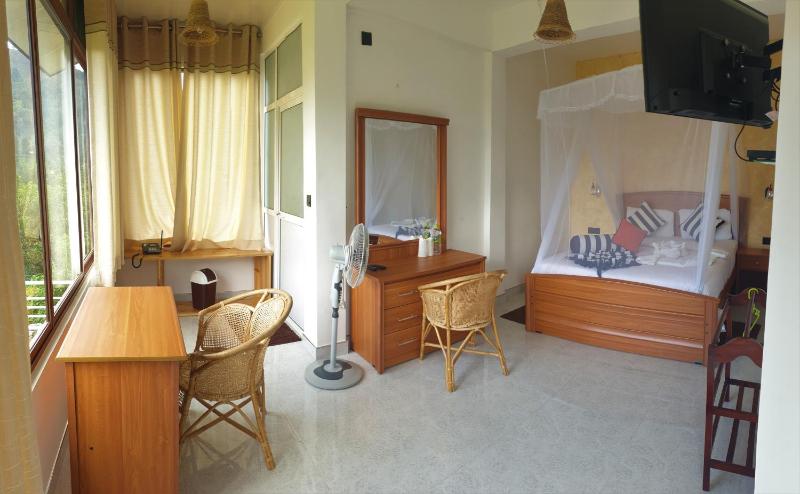 Hotel Ella`s Edge - image 6