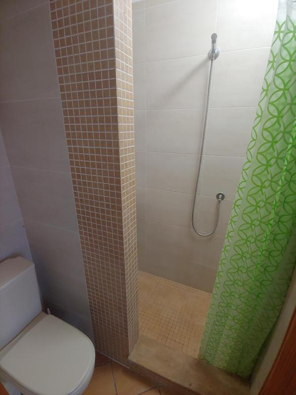 Budget Double Room image 3
