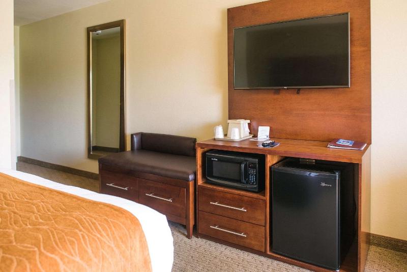 Queen Room - Accessible/Nonsmoking image 3