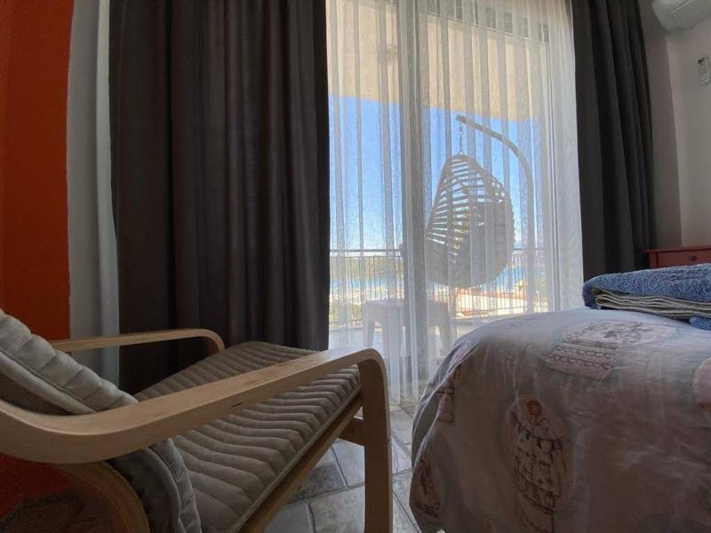 Double Room with Sea View image 3