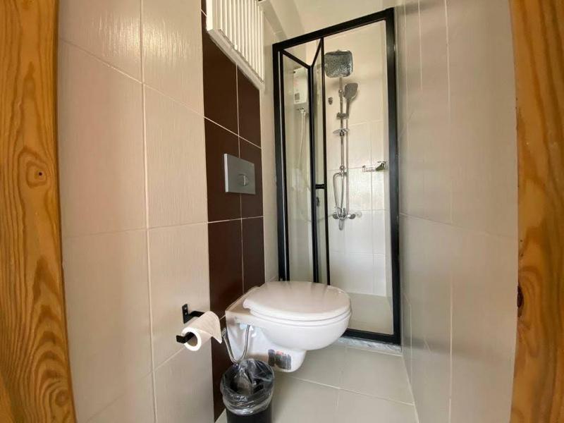 Double Room with Sea View image 4