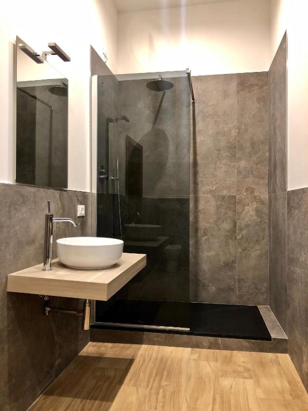 Suite with Balcony image 3