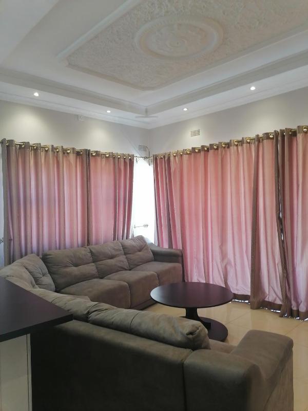 848 Guest House - image 8