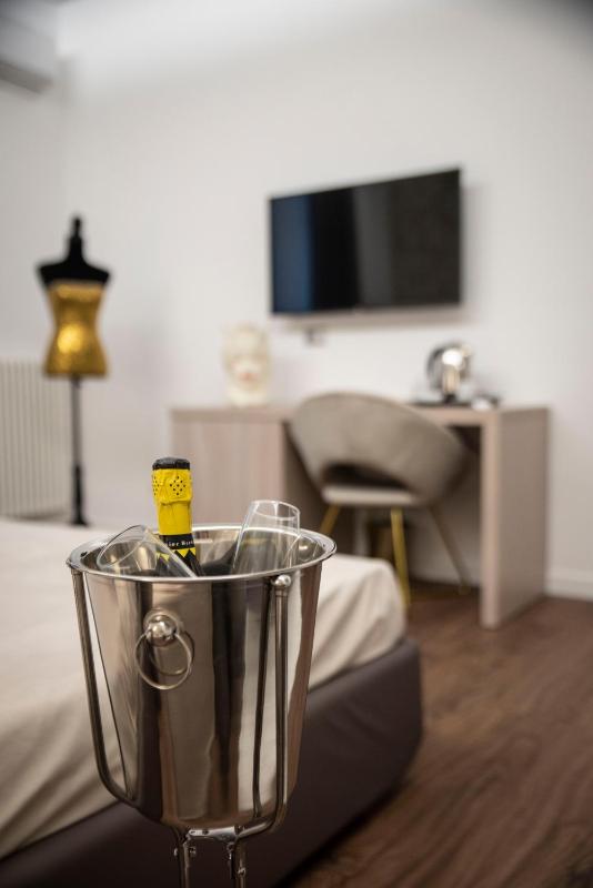 Fervore Luxury Rooms - image 30