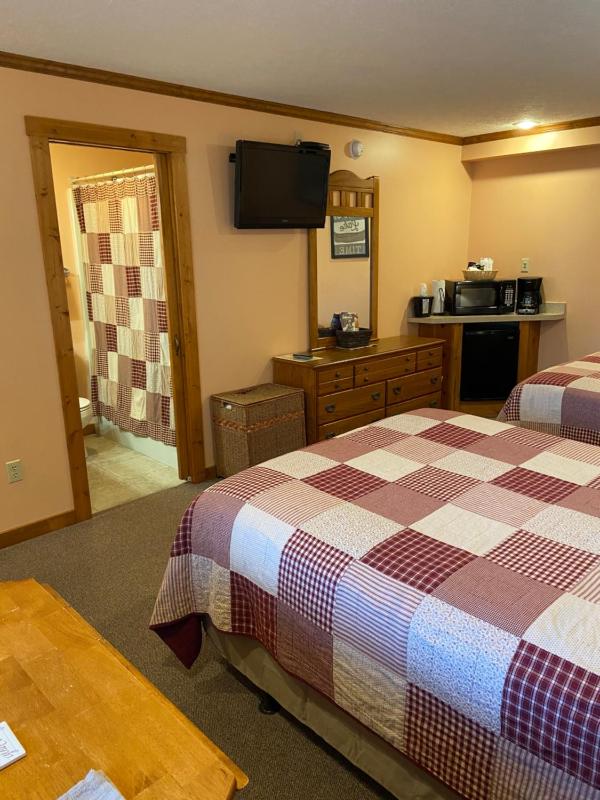 Standard Queen Room image 2