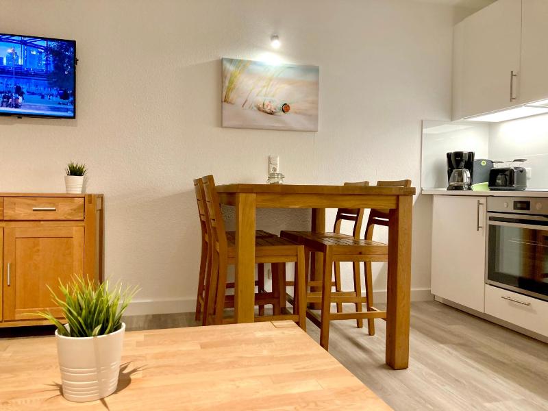 One-Bedroom Apartment 4 (4 Adults) image 3