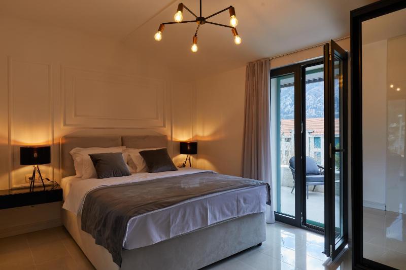 Kotor Lux apartments and rooms - image 11
