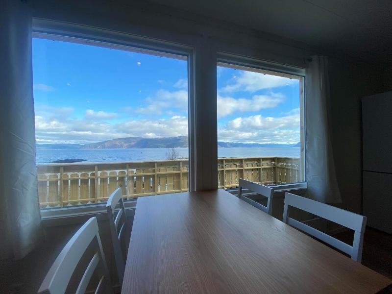 Apartment with Sea View image 3