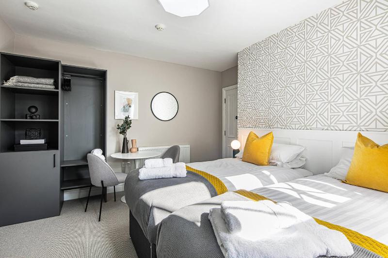 The Belmont Apart Hotel - Harrogate Stays with FREE PARKING - image 40