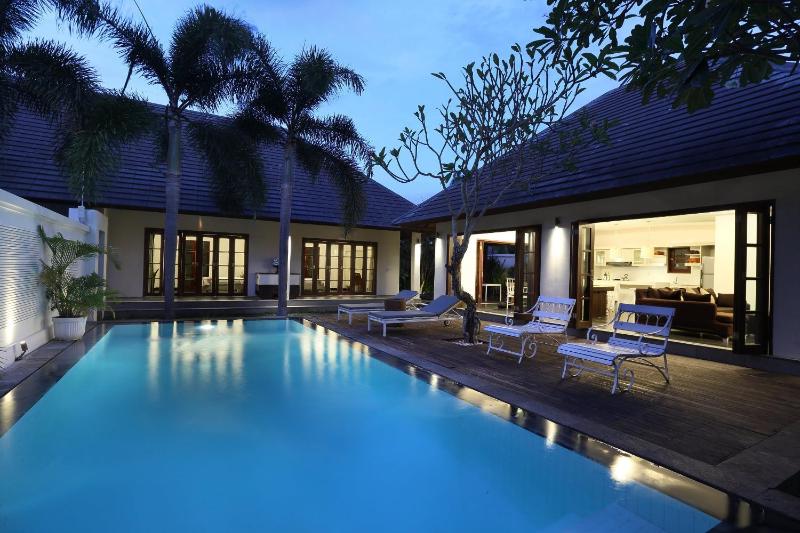 Nunia Boutique Villa - image 37