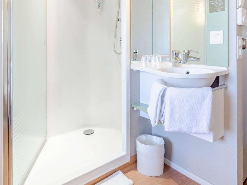 Handicap Accessible Room 2 Adults  image 2