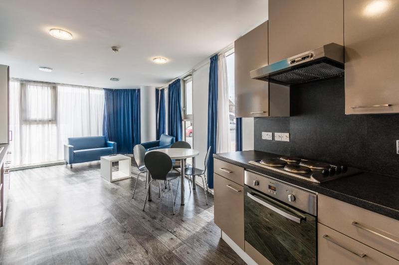 Four-Bedroom Apartment image 3