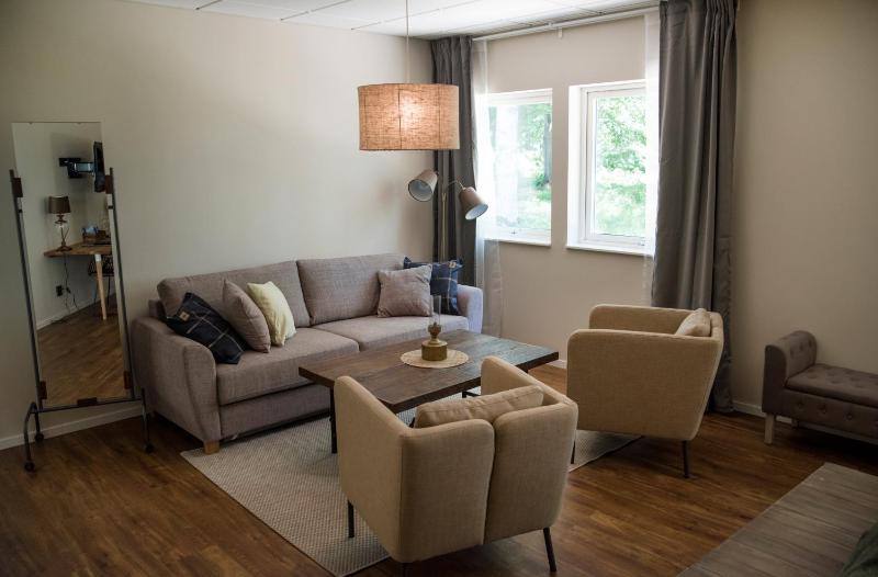 Deluxe Room image 3