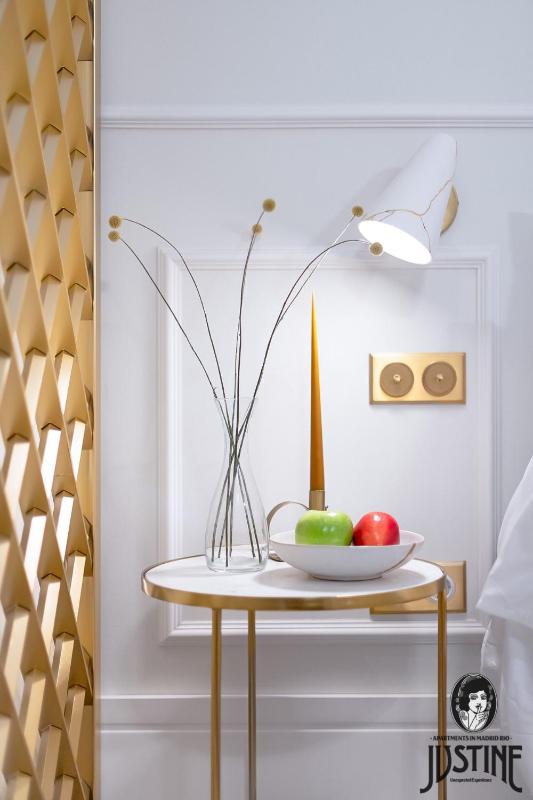 Suite Kintsugi by Justine Apartments Apartamento turístico en Madrid Río Images