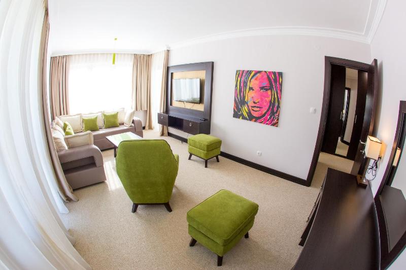 Deluxe Apartment image 4