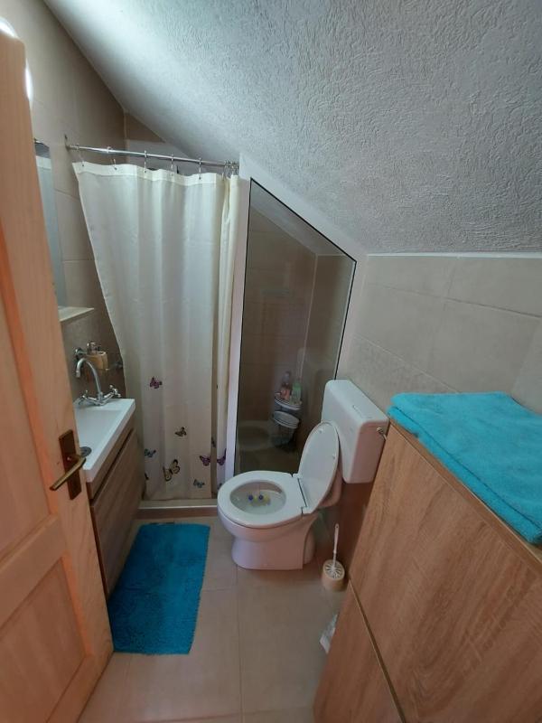 Mery Ada House - image 14