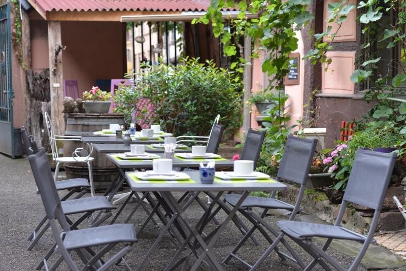 CHEZ CECILE Bed and Breakfast chez le VIGNERON - image 48