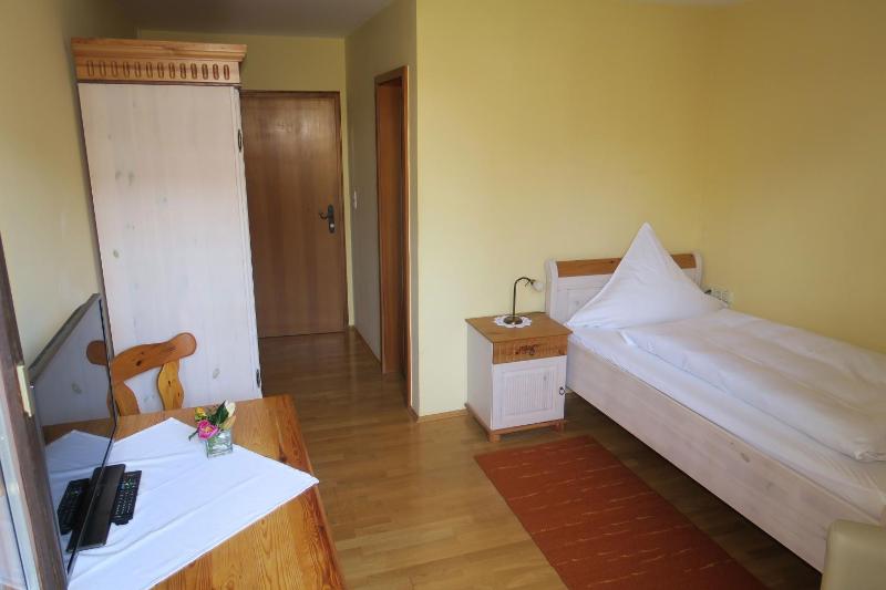 Single Room with Balcony image 2