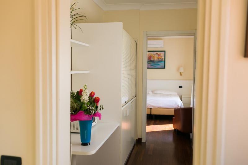 One-Bedroom Apartment image 4