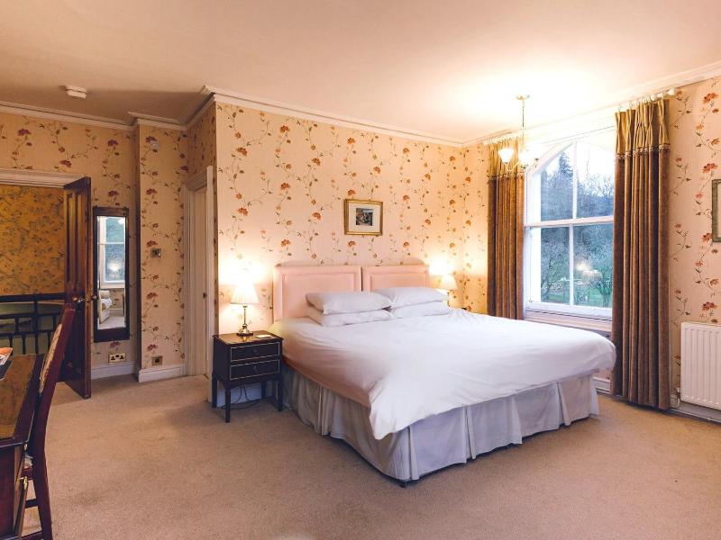 Superior King Room image 1