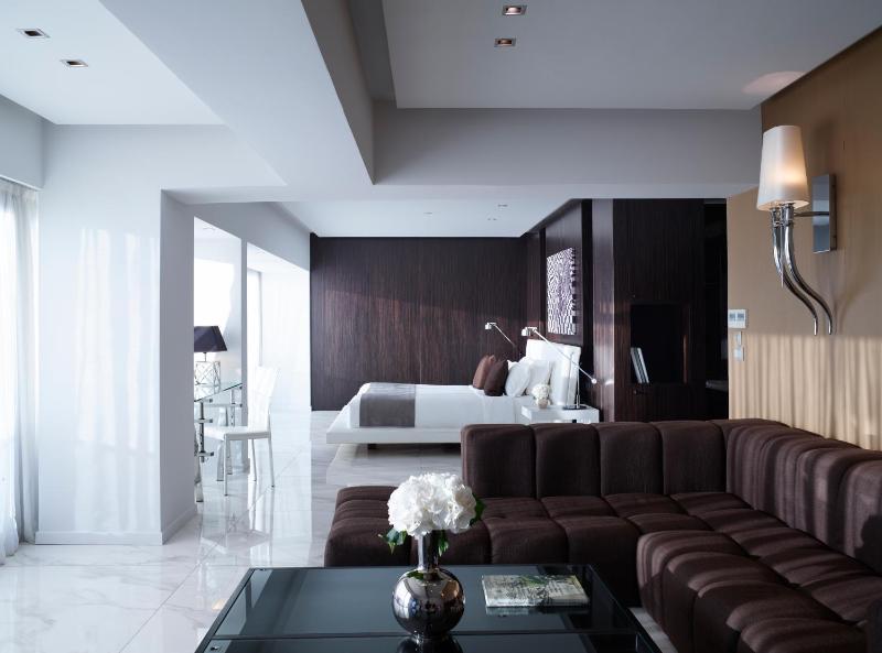 Loft Suite with Sea View  image 3