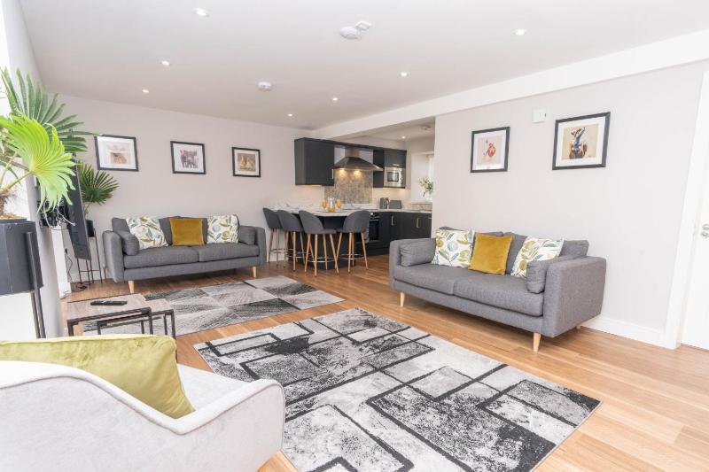 Two-Bedroom Apartment image 3