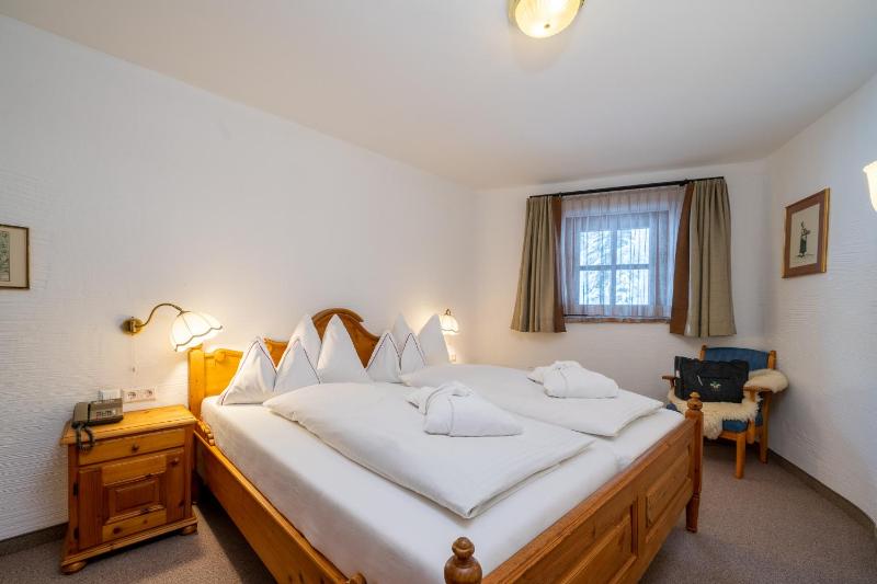 Superior Suite image 4