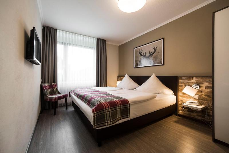 Business Double Room image 4