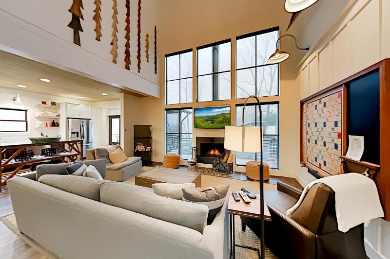 Three-Bedroom House image 1