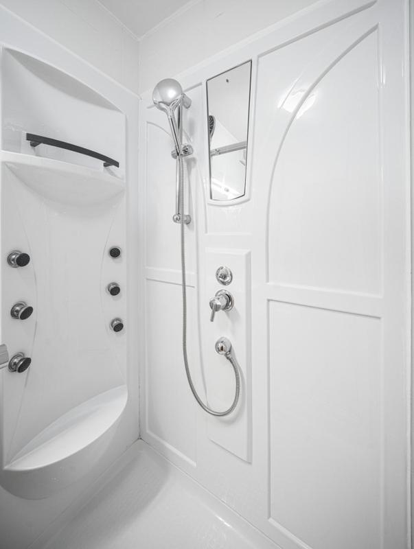 Superior Double or Twin Room with Sea View image 1