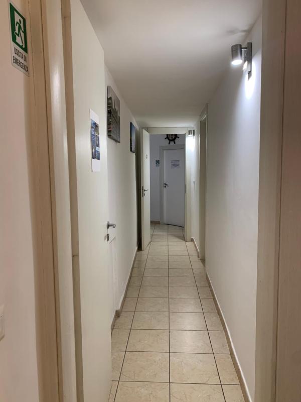 Double Room image 4